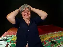 La joven de 30 años  ...