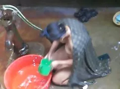 30 años de edad asiá ...