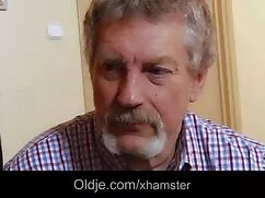 Ébano con enorme cul ...